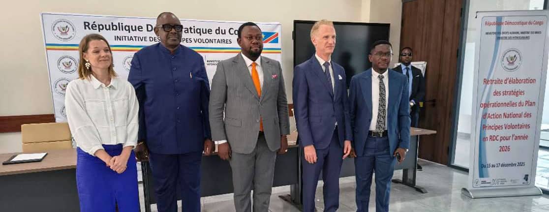 From left to right, Marlène Wäfler, Senior Manager, DCAF, Louis Watum Kabamba 2025, Minister of mines, Representative from the Human Rights Ministry, Léo Trembley, Ambassador of Switzerland to DRC and Joseph Aganze, DCAF consultant, at a national NAP coordination workshop in Kinshasa (DCAF, December 2025)